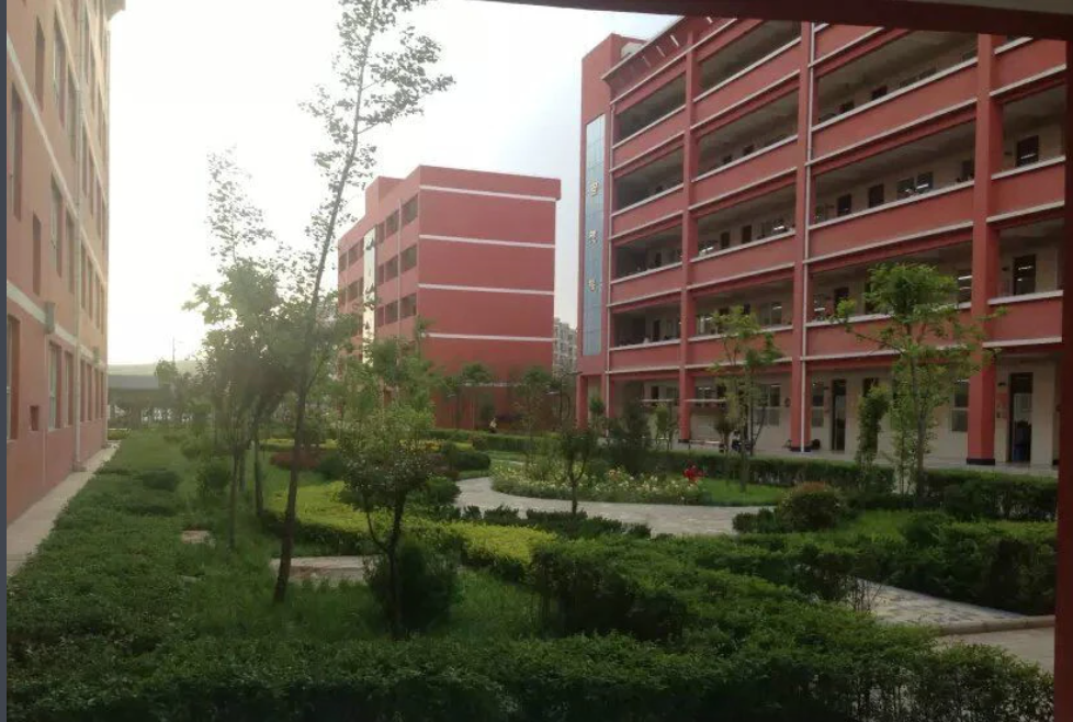 这是宝鸡新福园中学
